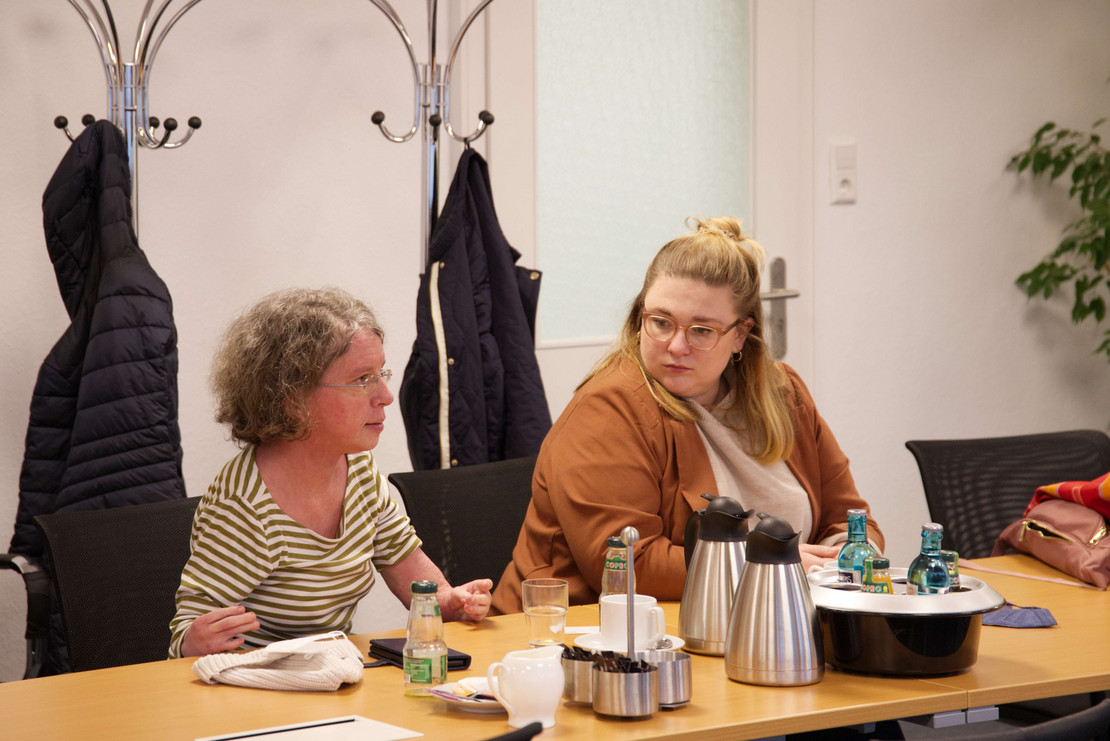 Im Gespräch: Katrin Langensiepen und Alexandra Werwath.