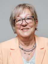 Porträtfoto Annette Krämer