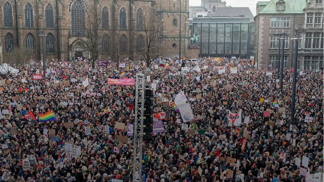 Menschenmenge in der Bremer Innenstadt